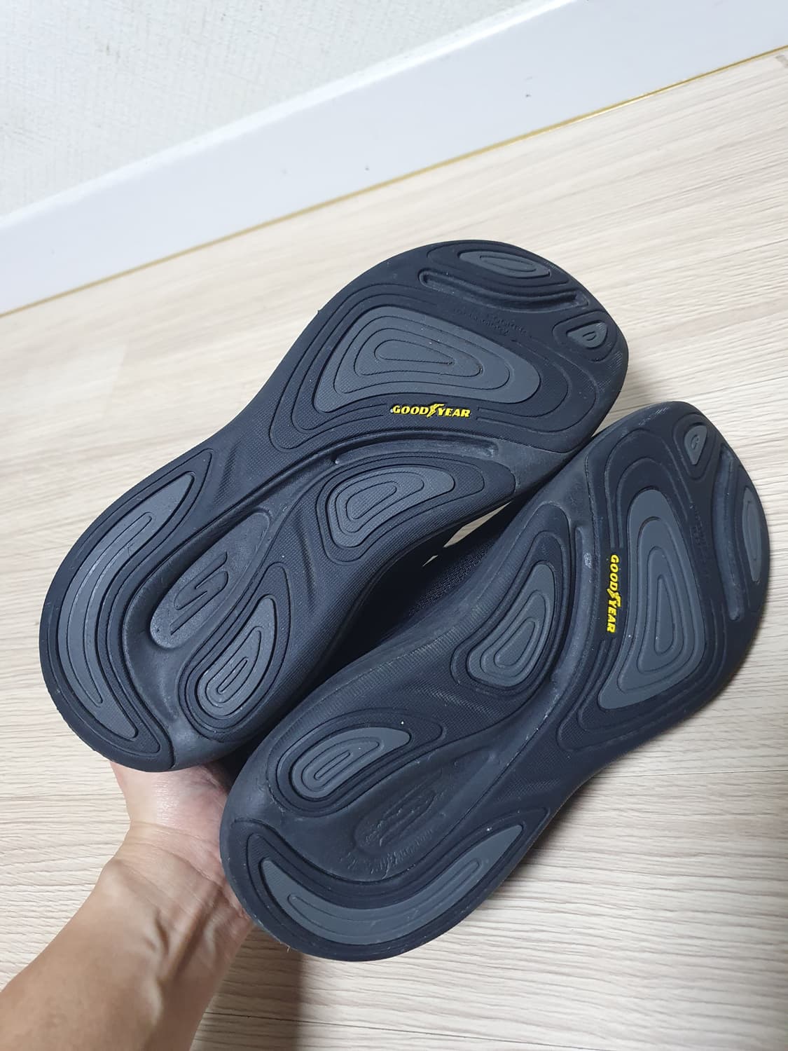 스케쳐스 맥스쿠셔닝 운동화 240 상품이미지7