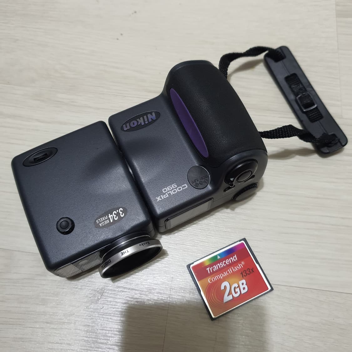 니콘 쿨픽스 990 디카 + 2GB CF메모리카드 상품이미지1