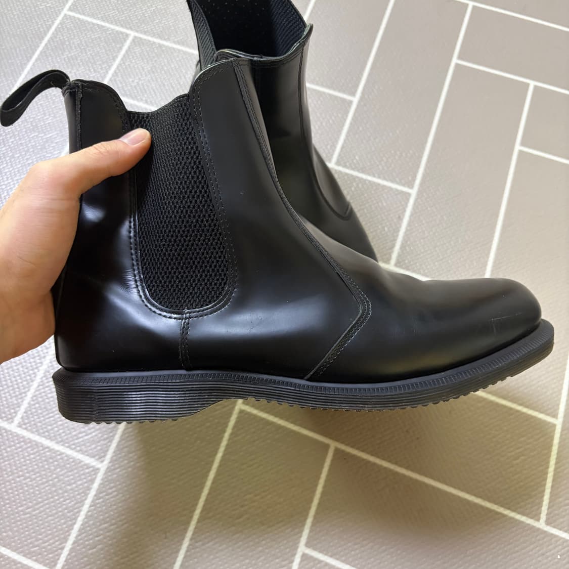 닥터마틴 첼시부츠 상품이미지2