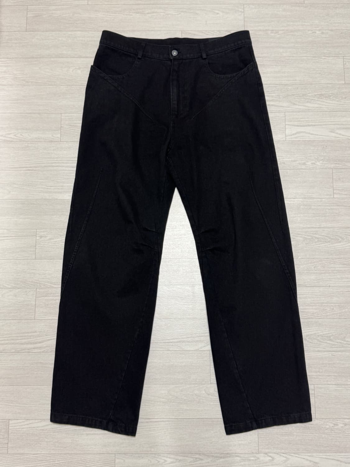 일류 Misaligned denim pants (Black) 1 상품이미지2
