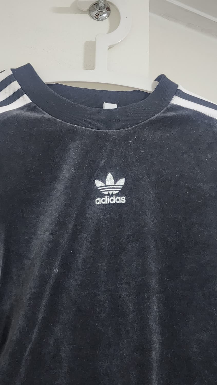 아디다스 벨벳 긴팔 티셔츠 S 상품이미지2