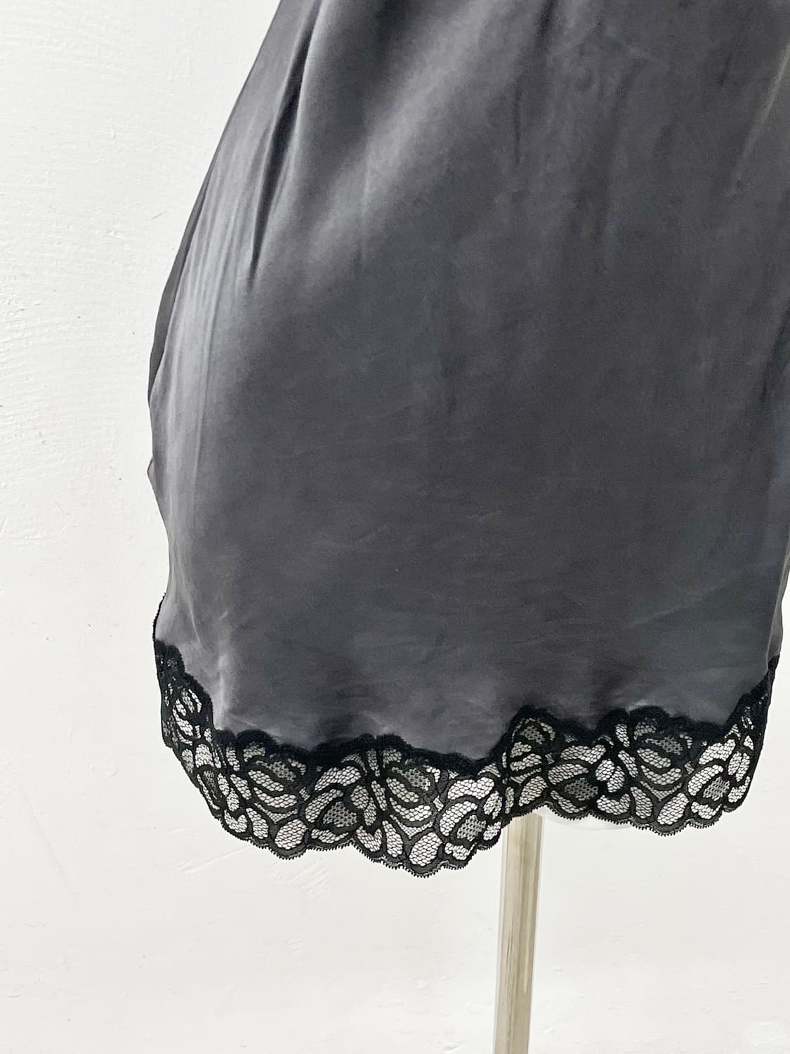 새틴 시어 레이스 슬립 상품이미지3