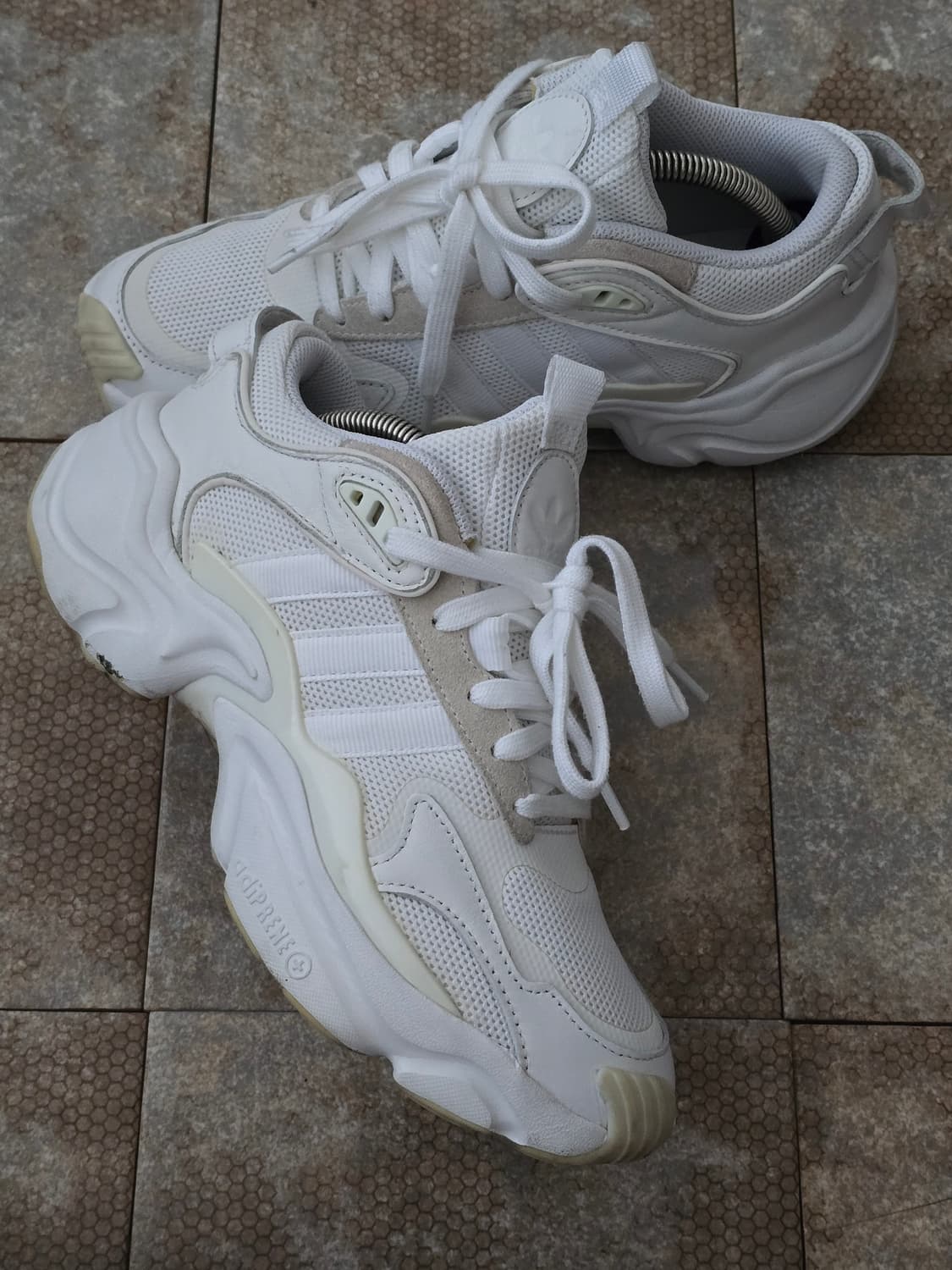 (240)아디다스 매그머 러너  상품이미지7