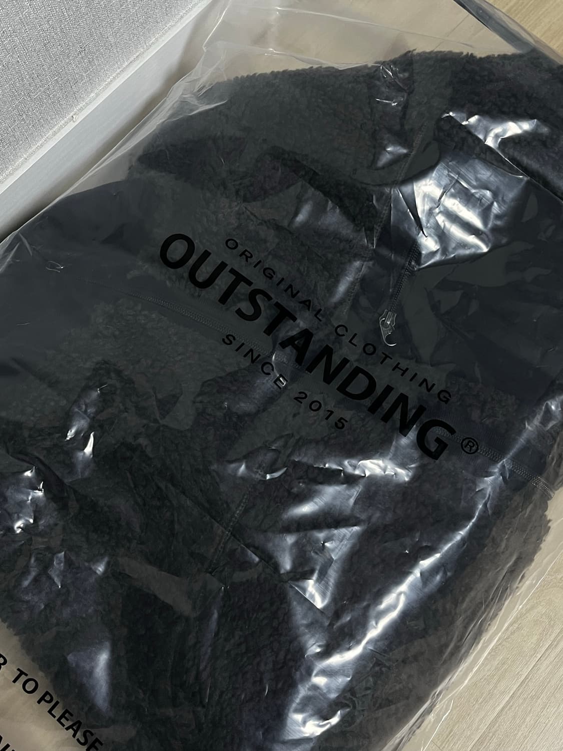 2025 FW 아웃스탠딩 플리스 차콜 새제품 상품이미지2