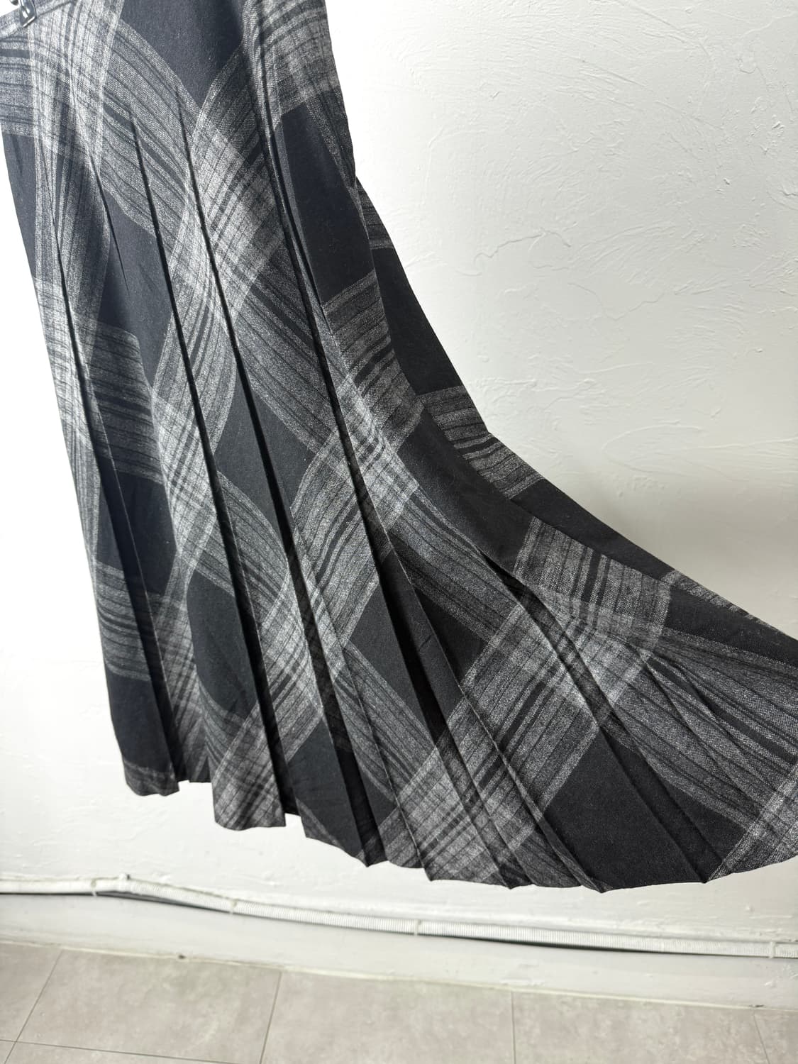 JPN 체크 플리츠 롱 스커트 상품이미지4