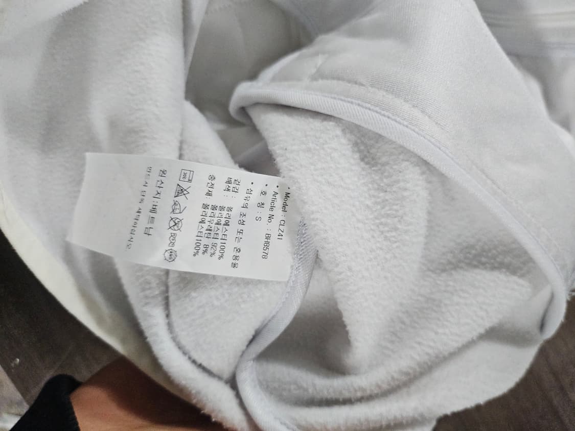 아디다스 우먼스 퀼팅 베스트 S 상품이미지5