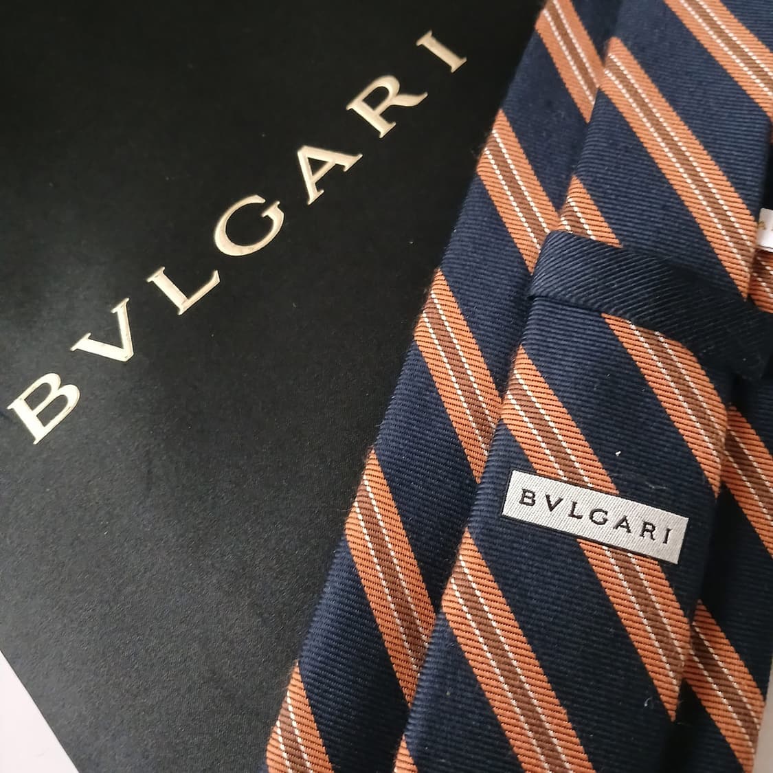 불가리 실크&캐시미어 세븐폴드 넥타이 9.7cm A+등급 A19148
 상품이미지5