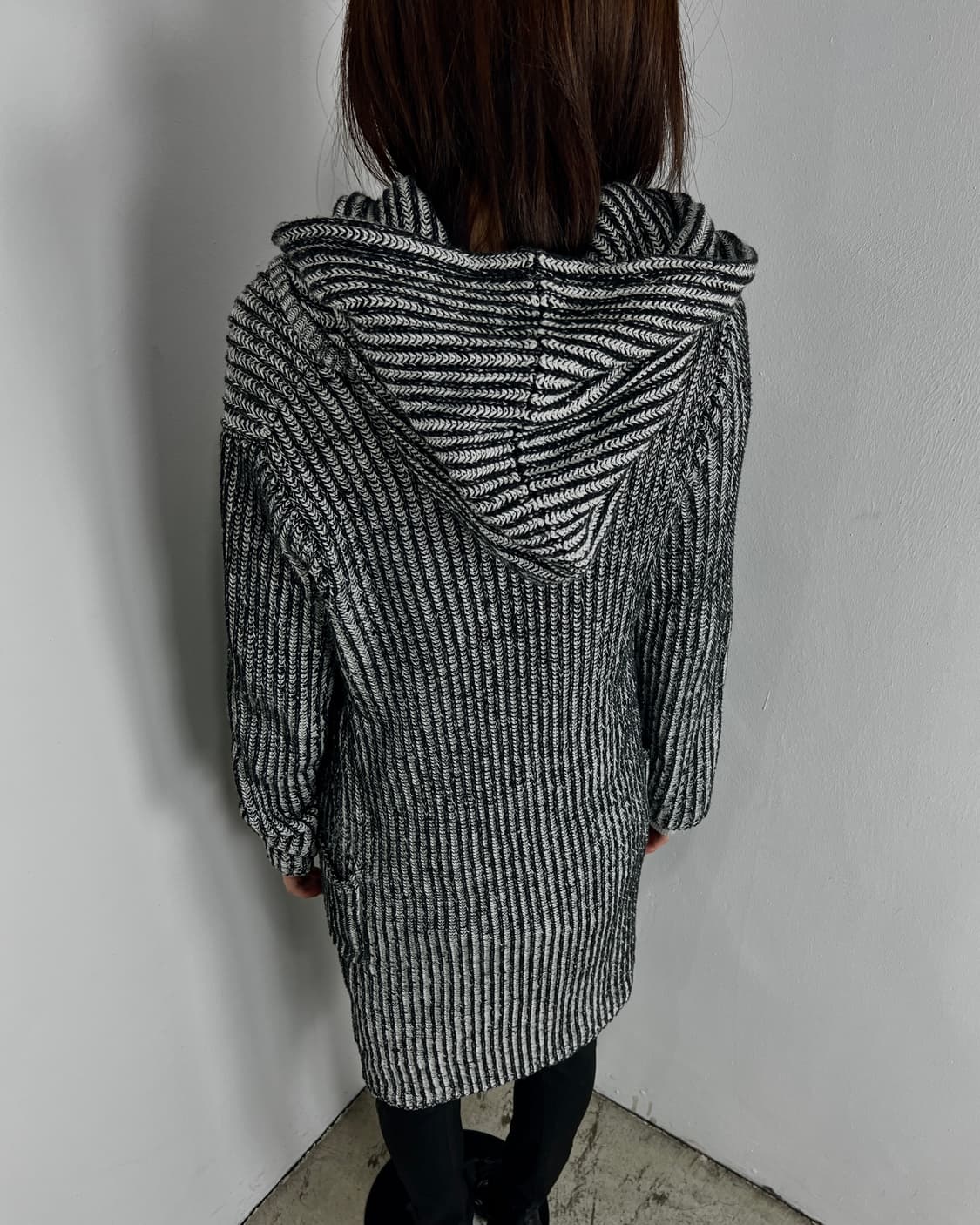 시바라이즈 (CIVARIZE) 비대칭 더블 집업 스트라이프 니트 코트 상품이미지3