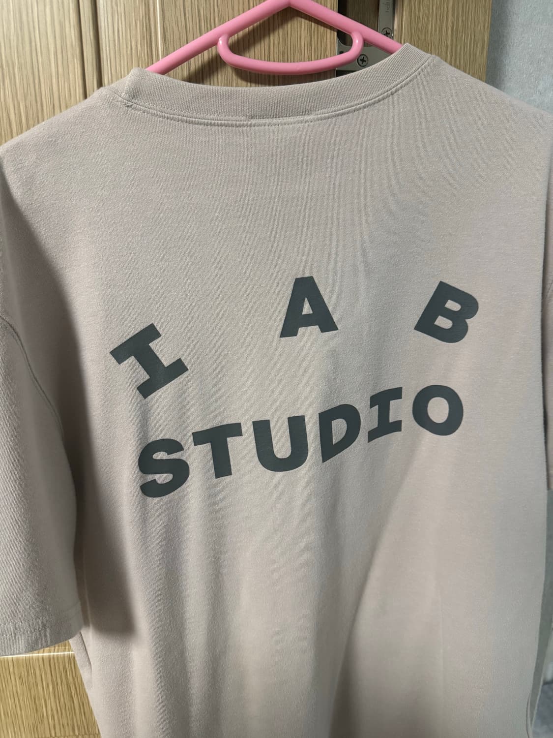 아이앱 니니즈 반팔 m사이즈 판매합니다 상품이미지4