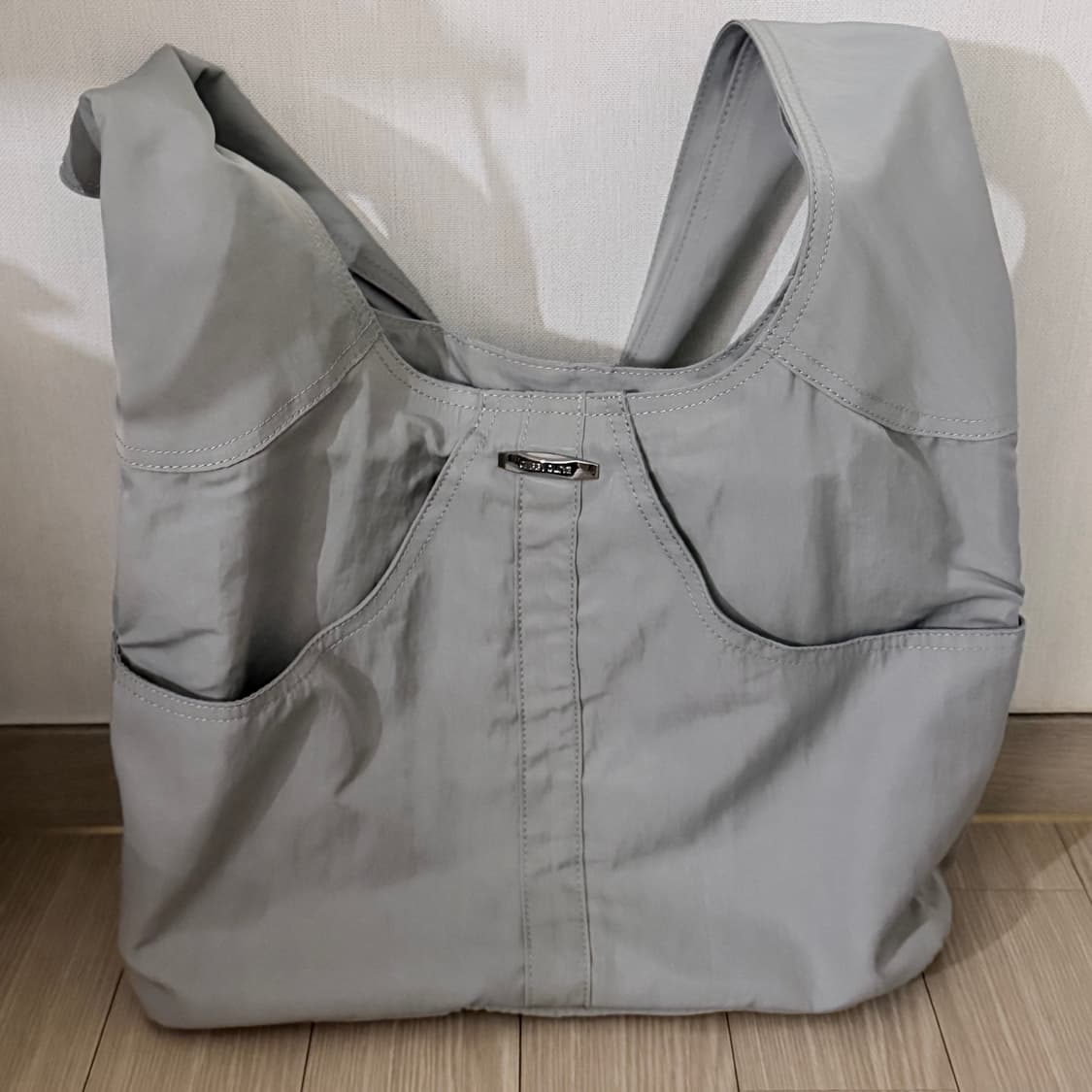 데뷔옹 카고숄더백 상품이미지3