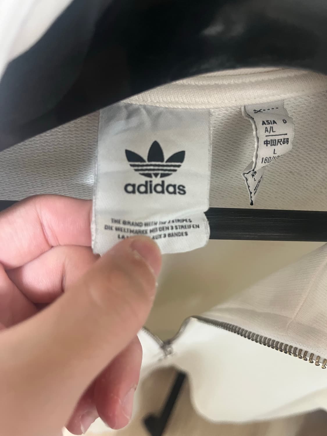 아디다스 레알마드리드 반 집업 상품이미지3