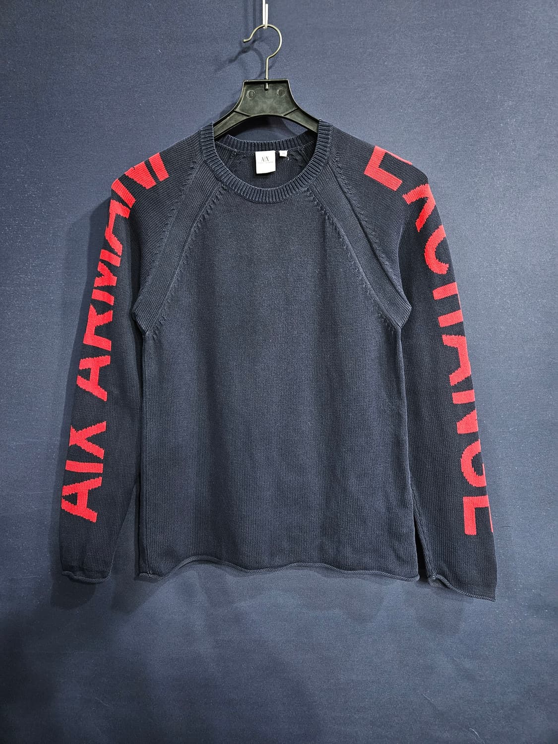 아르마니 익스체인지 프린팅 네이비 남성 슬림핏 95 빈티지 니트 상품이미지1