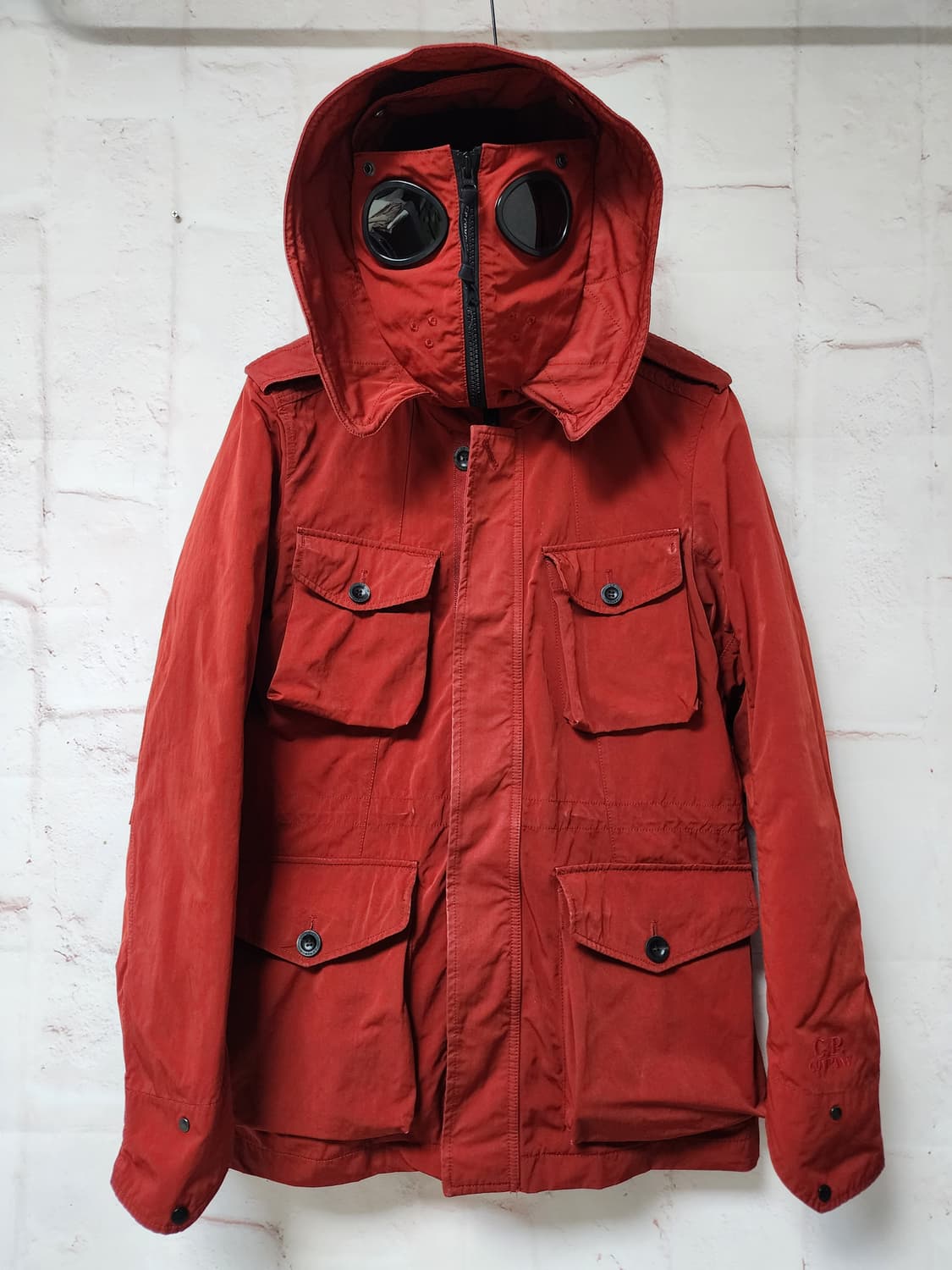 CP컴퍼니 고글 후드 패딩자켓 상품이미지1