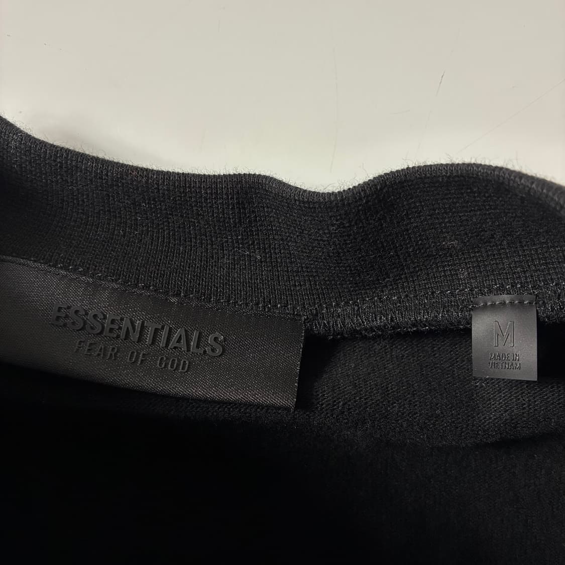 Essetials  에센셜스 피어오브갓 숏슬리브 블랙 반팔티셔츠  상품이미지3