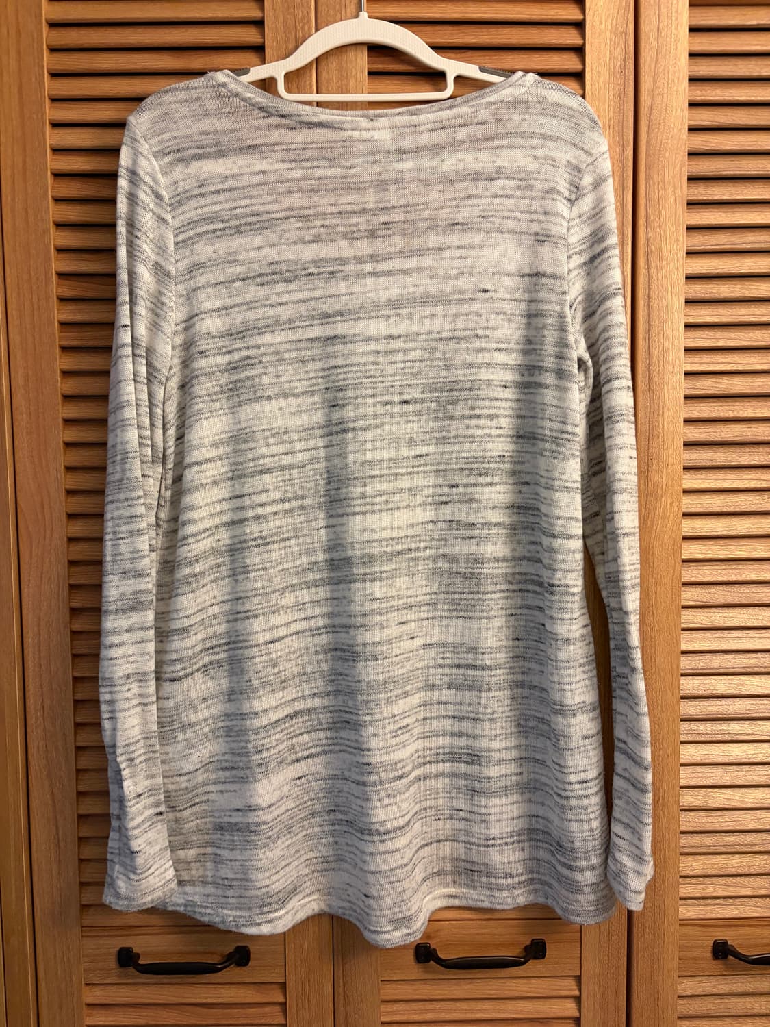 GAP 롱슬리브 헨리넥 ? 마틴이 이거 입음 예쁠듯 상품이미지5