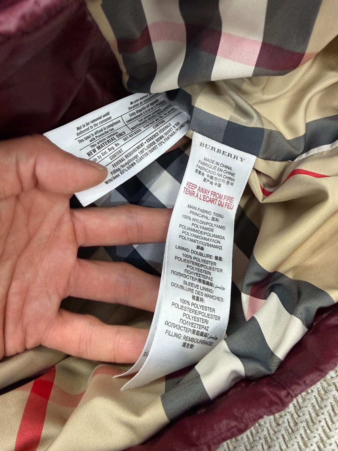 정품) 버버리 키즈 패딩 5Y 상품이미지8