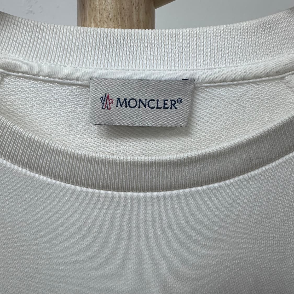 MONCLER 몽클레어 자수 맨투맨 스웻셔츠 100(XL) J26 상품이미지7