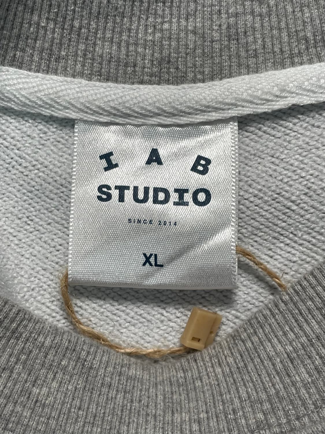 아이앱 스웻셔츠 상품이미지6