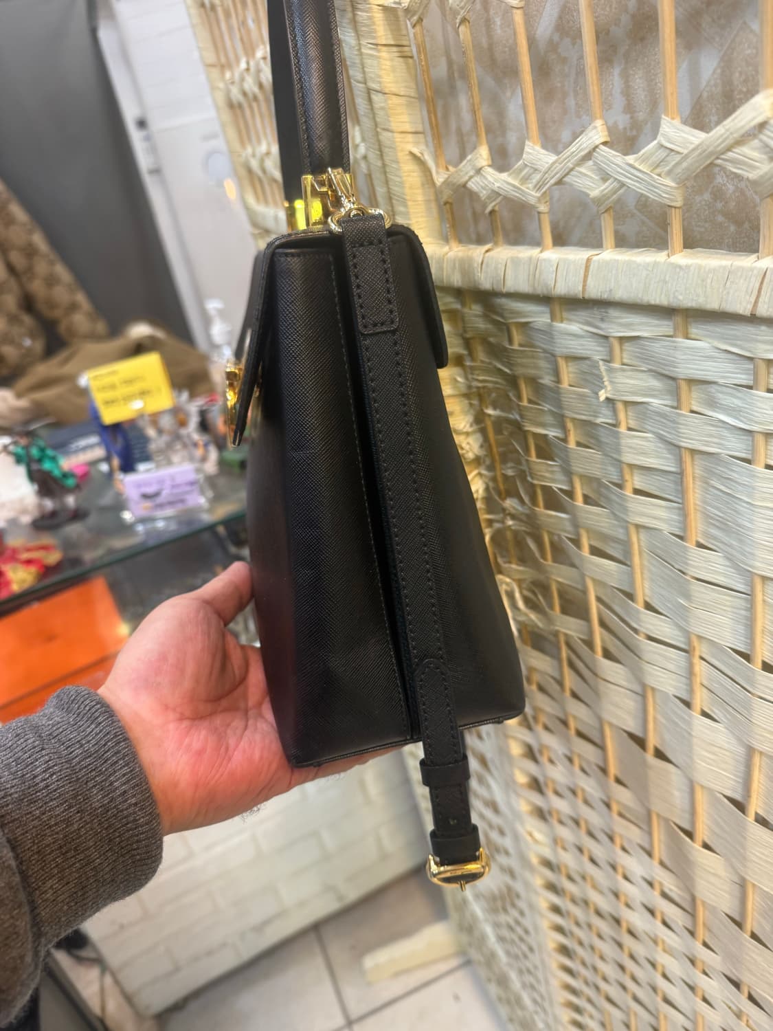 정품 페레가모 간치니 2way백 팝니다 상품이미지3