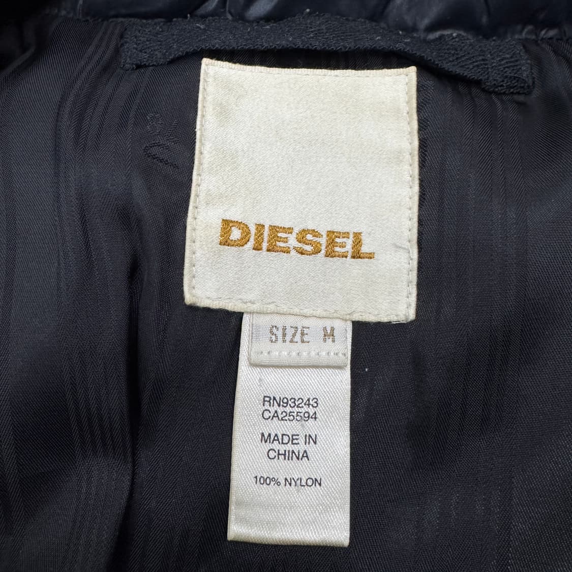 디젤 바이커 구스다운 나일론 패딩 블랙 상품이미지8