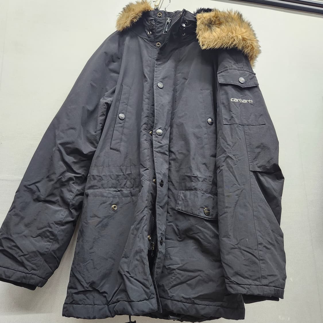 칼하트WIP 앵거리지 후드퍼 파카 XS(M~L) 상품이미지2