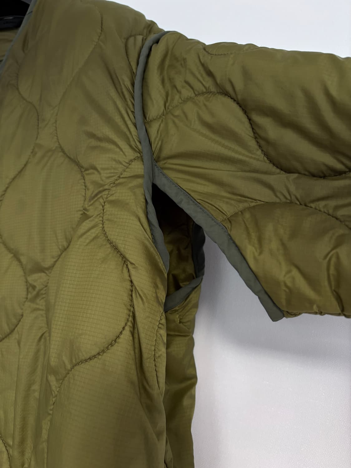 L- XL 자라 퀼팅 라이너 자켓 카키 상품이미지4