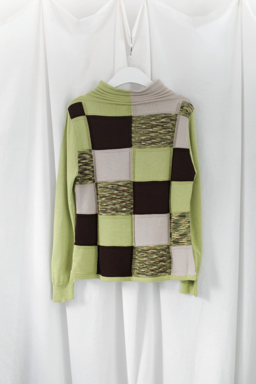 patch knit 상품이미지1