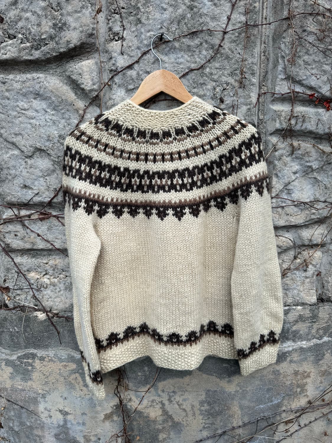 아일랜드 제작 빈티지 노르딕 패턴 핸드 버진 울 니트 가디건 상품이미지2