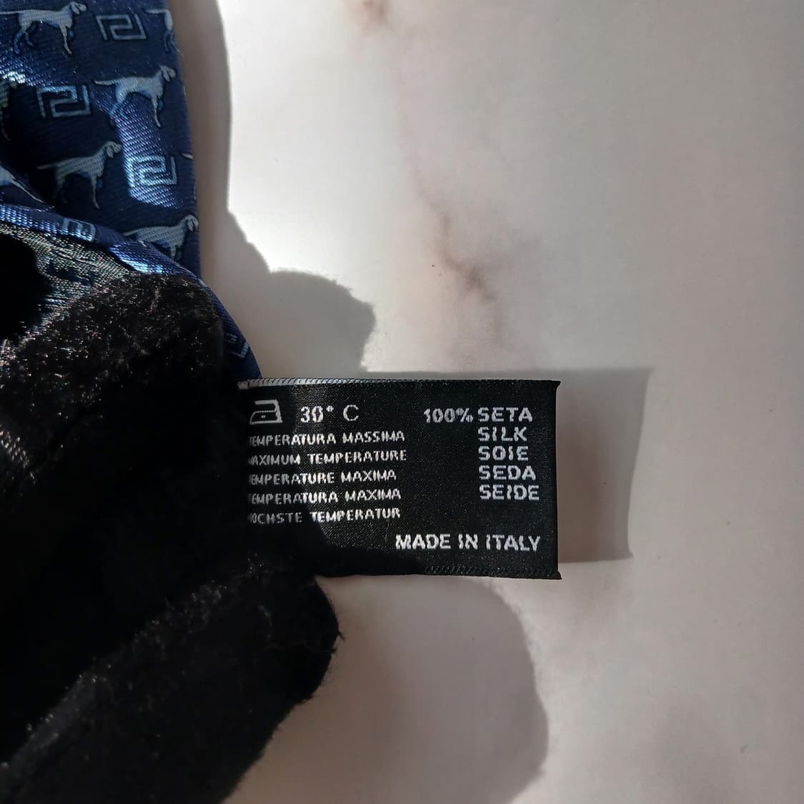 베르사체 실크 그리스 키&대형견 넥타이 8.9cm B등급 A19040
 상품이미지10