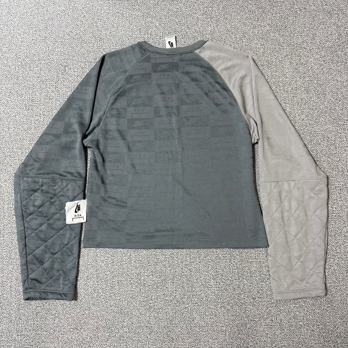 [정가 30만원] 나이키 x 어콜드월 롱슬리브 상품이미지2