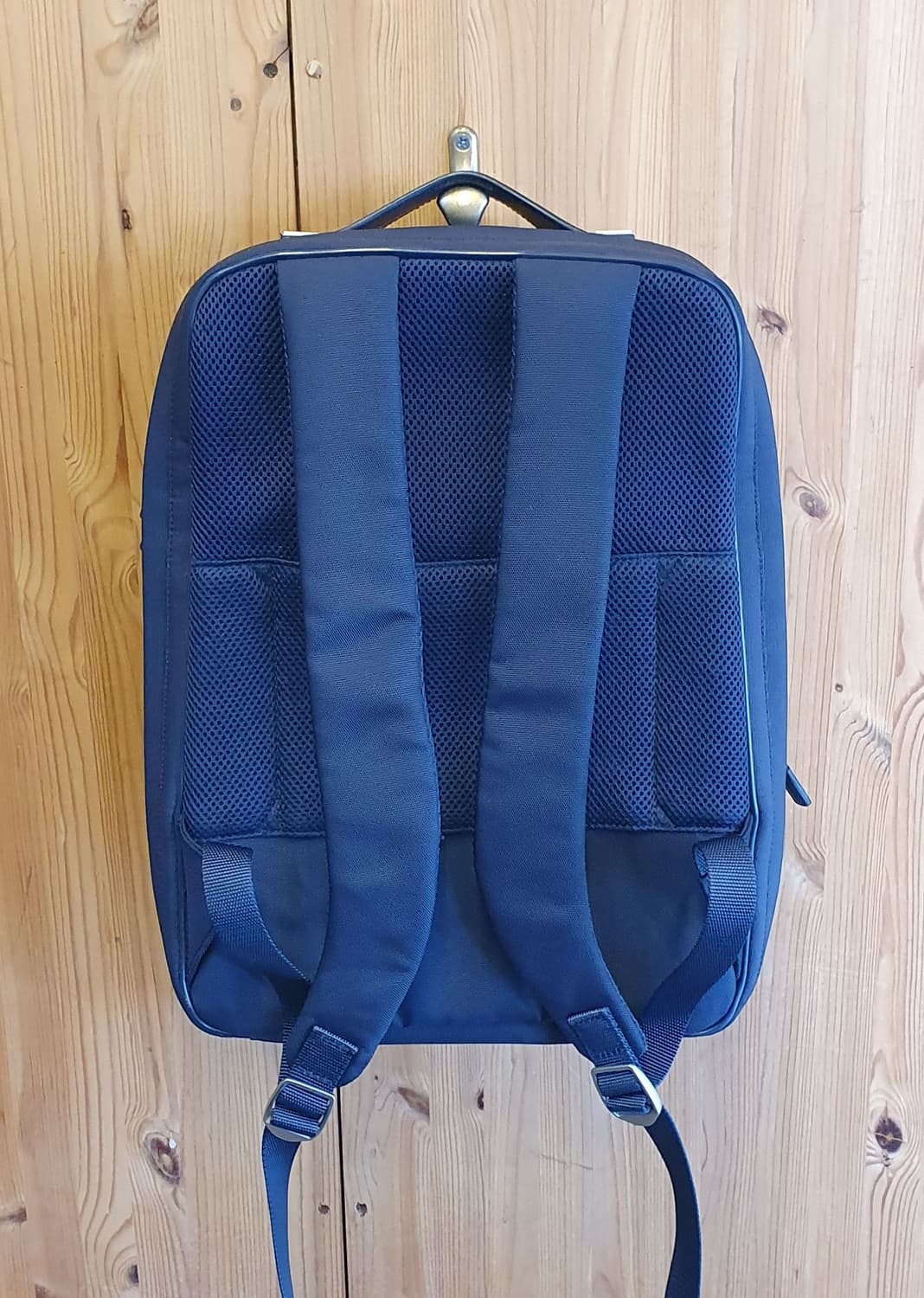 만다리나덕 비지니스 백팩 상품이미지2