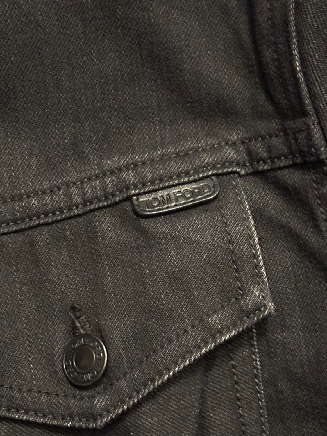 톰포드 데님 트러커 자켓 레더 택 상품이미지4