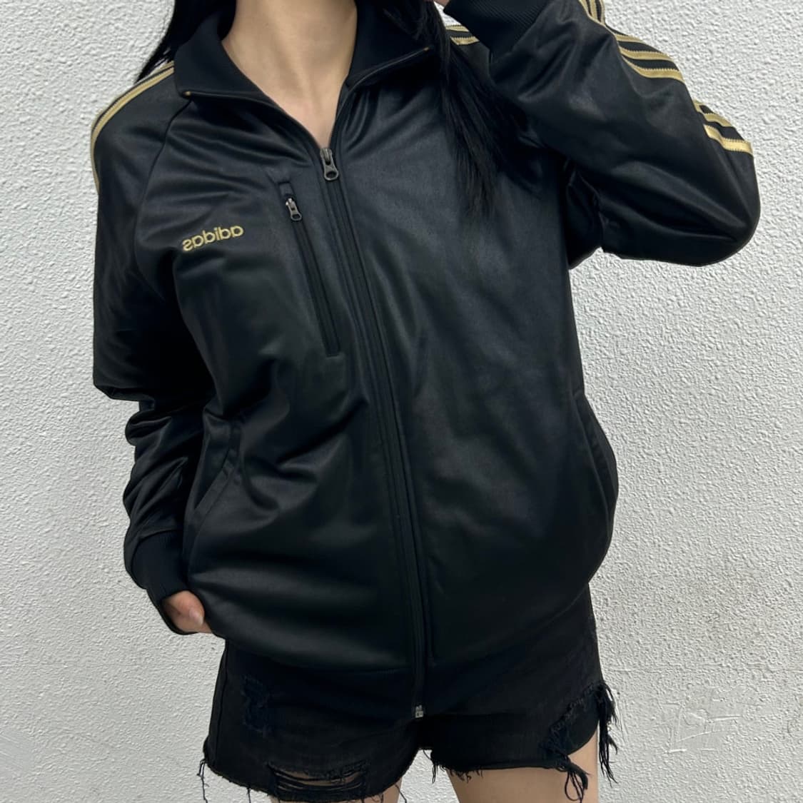 아디다스 골드라인 블랙 자켓 100 상품이미지1