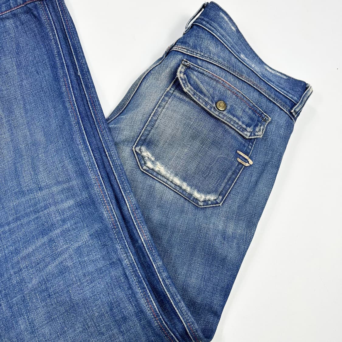 디젤 데미지 워싱 스트레이트 데님 팬츠 (27인치 여성추천) 상품이미지1