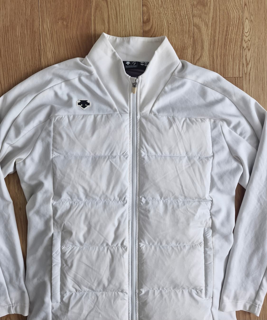 데상트 다운 하이브리드 자켓 105 상품이미지1