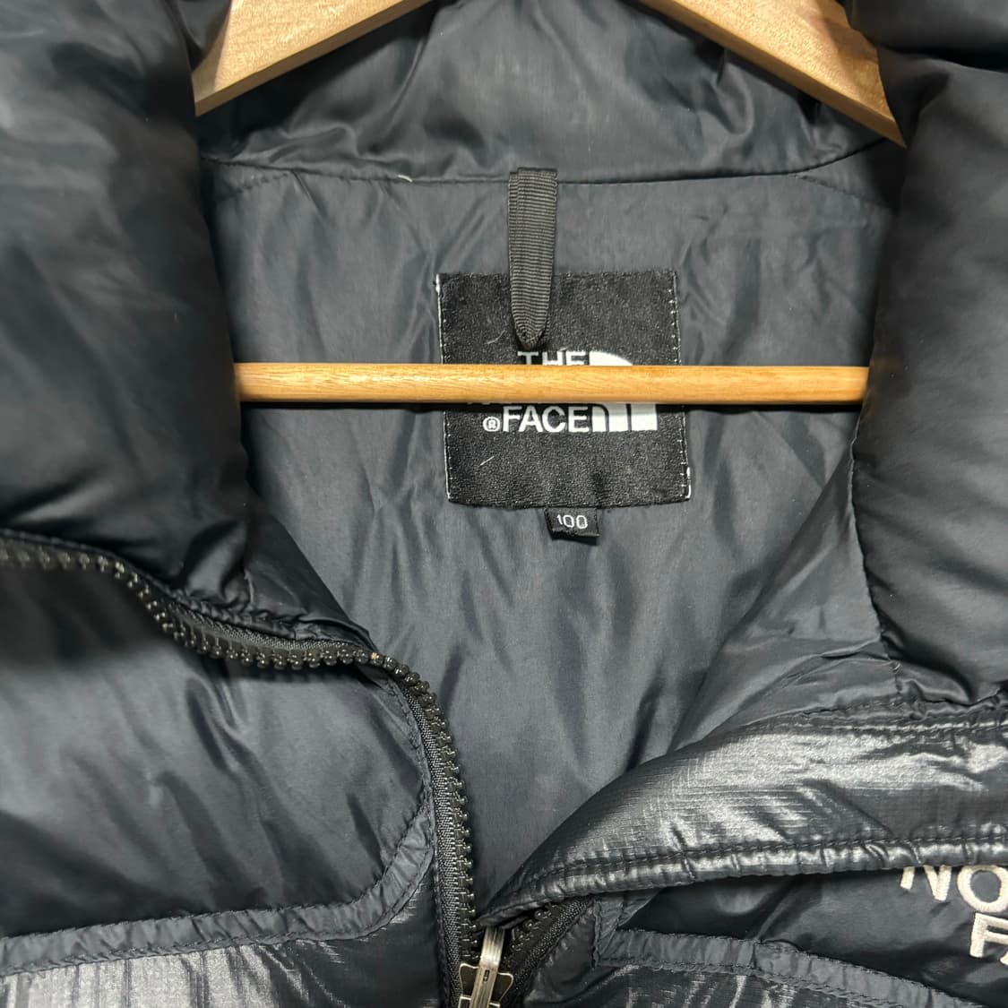 노스페이스 눕시 700 구스다운 패딩 검정 상품이미지4