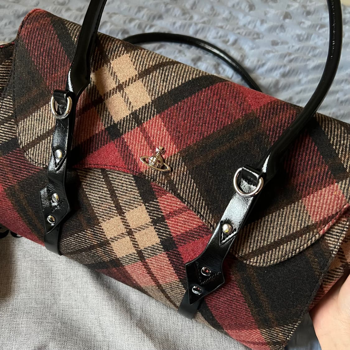 비비안웨스트우드 베티나 미디엄 해리스 트위드 핸드백 상품이미지10