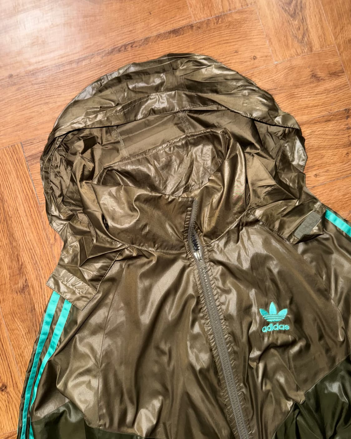 아디다스 바람막이  상품이미지3