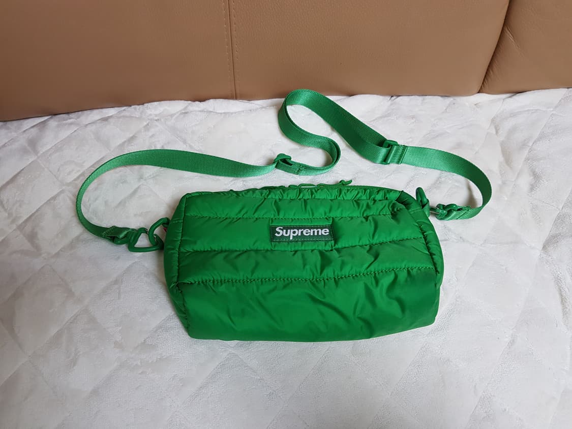 슈프림 퍼퍼 사이드백 크로스백 그린 22FW 상품이미지1