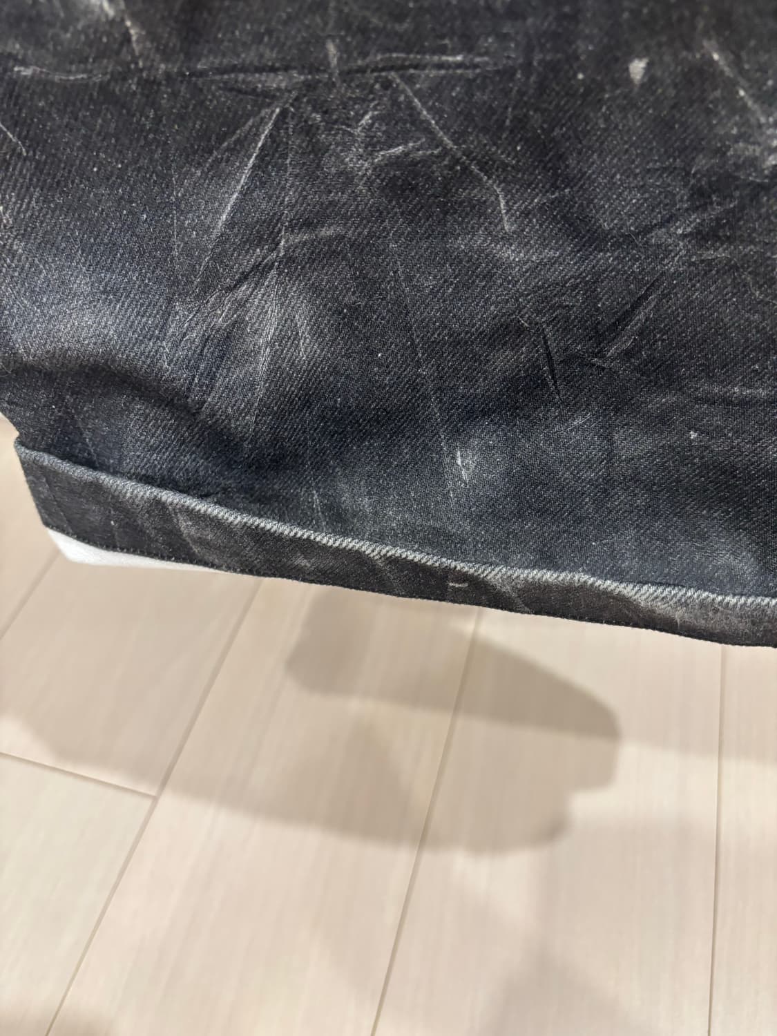 앤더슨벨 포데님&스크래치 레더 프린티드 카고 팬츠apa703m(DENIM 상품이미지3