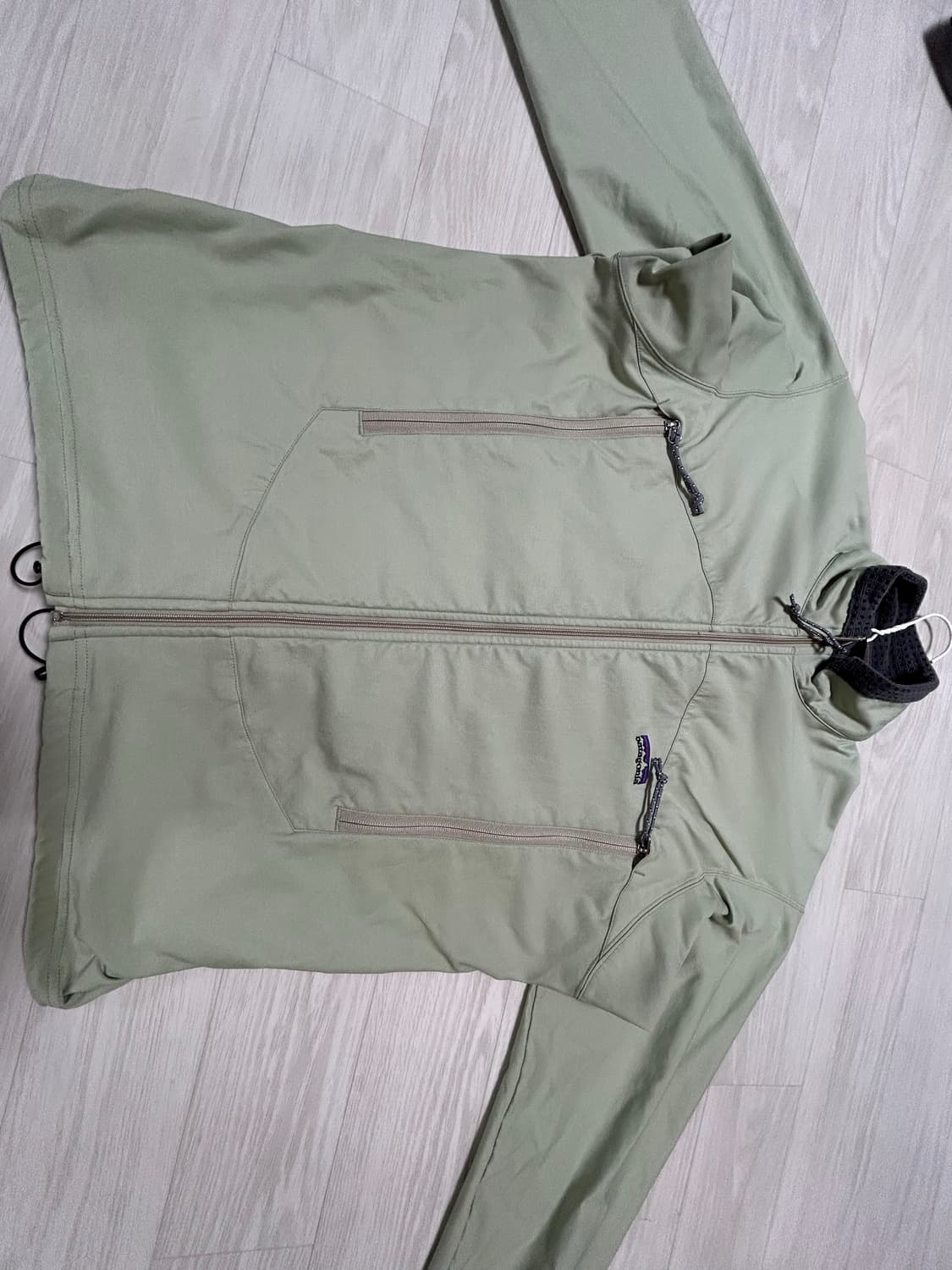 파타고니아 레귤레이터 R 자켓  상품이미지2