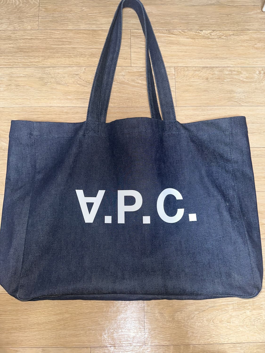 A.P.C. 토트백 상품이미지1