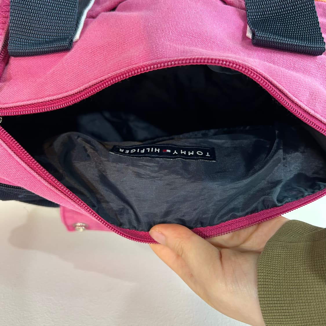 타미힐피거 핑크 미니 더플백 상품이미지5