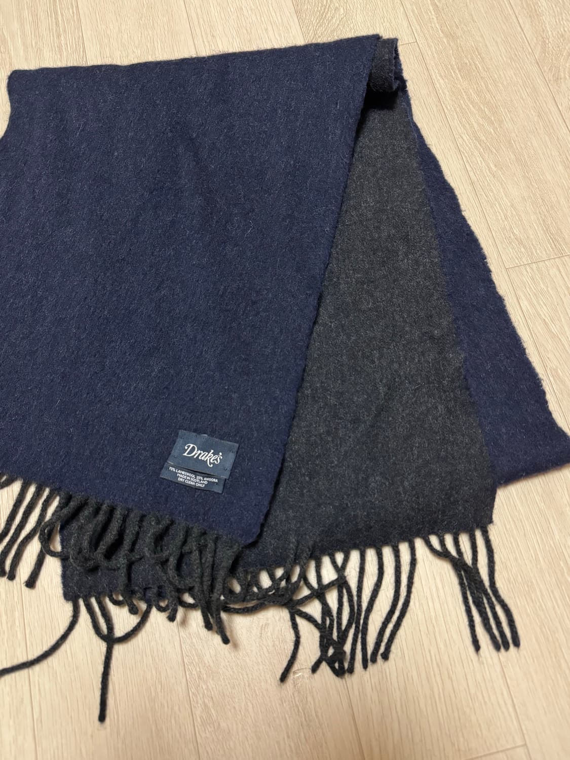 드레익스 투톤 앙고라 머플러 네이비/챠콜 상품이미지2