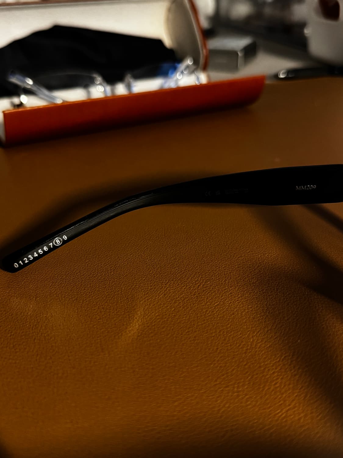 젠틀몬스터 x 메종 마르지엘라 mm209 상품이미지4