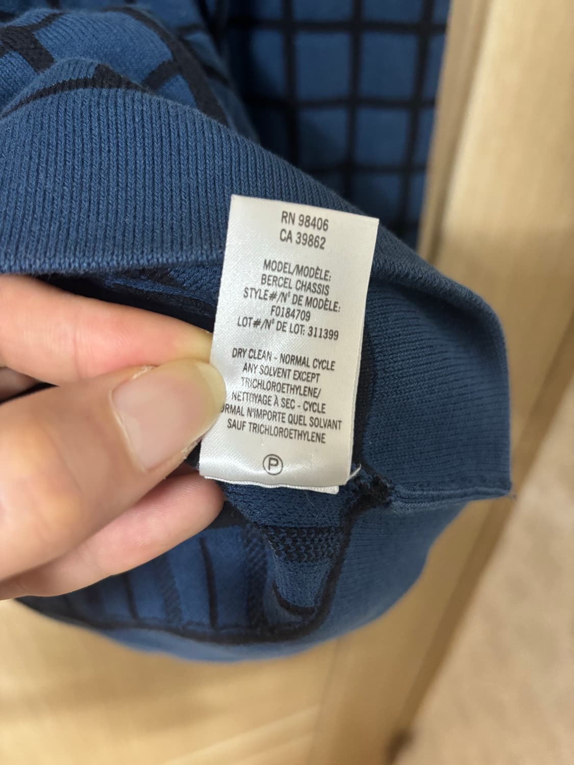 theory 띠어리 블루 체크 니트 상품이미지6