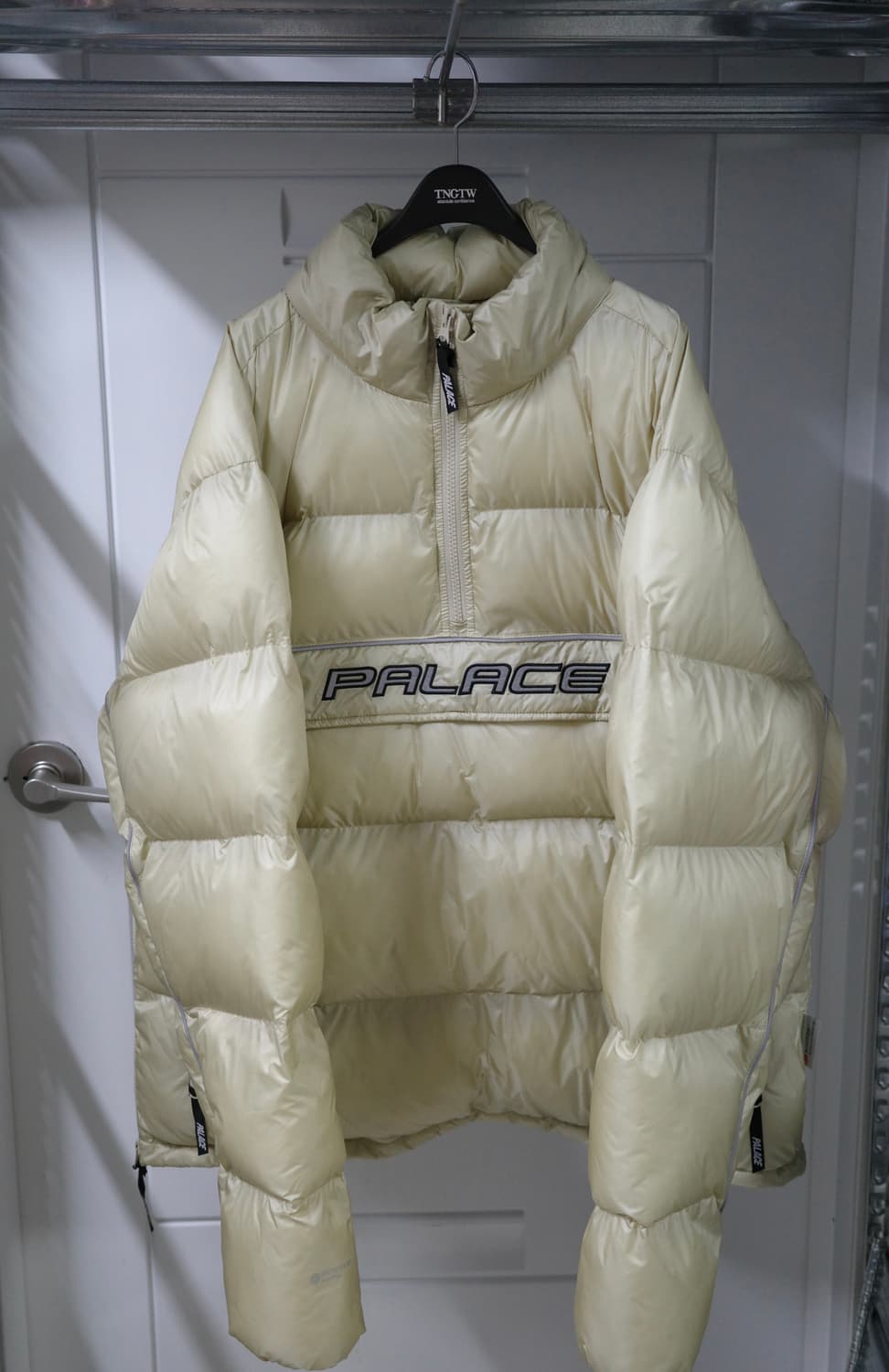 팔라스 퍼텍스 P90 푸파 자켓 탄 23SS 상품이미지1