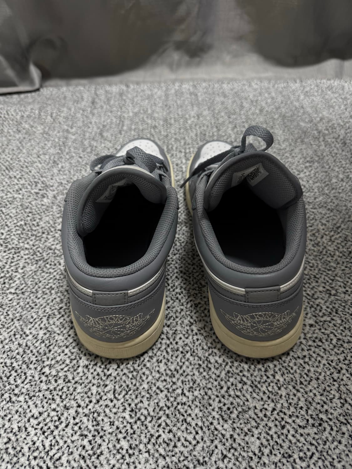 조던1 로우 스텔스 앤 화이트 270 상품이미지3