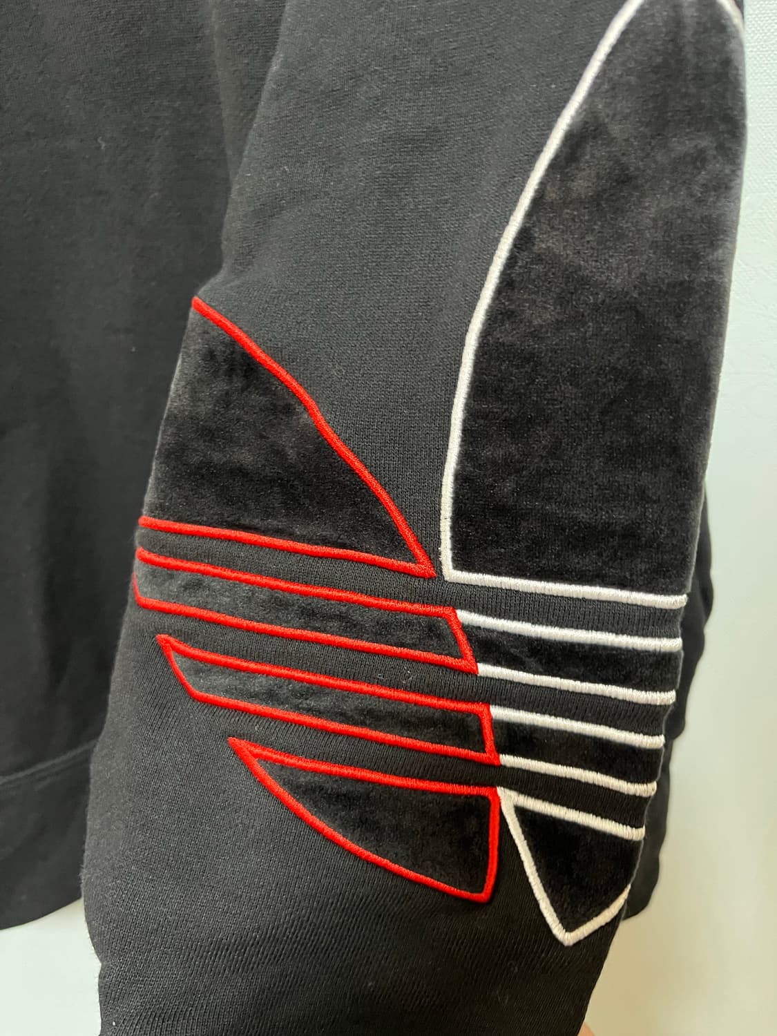 아디다스 삼선 여성 맨투맨 상품이미지3