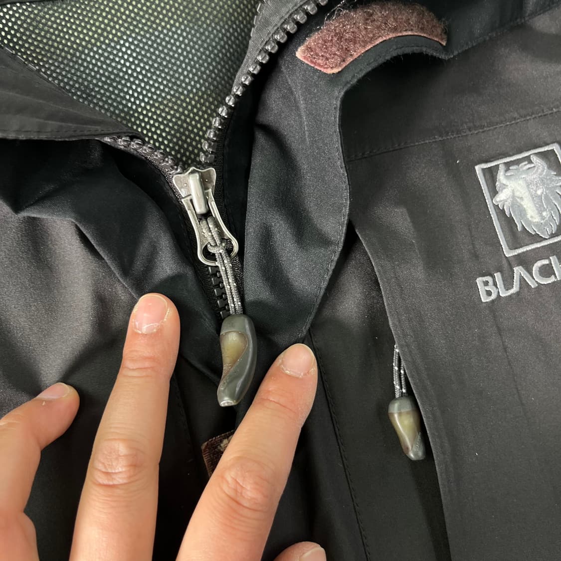 105 블랙야크 퍼모먼스쉘 고어텍스 투웨이 바람막이 자켓 상품이미지4